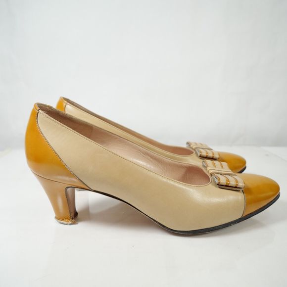 Vintage Salvatore Ferragamo Yellow Two-Tone Leather Bow Made in Italy Size 7B - Picture 1 of 11